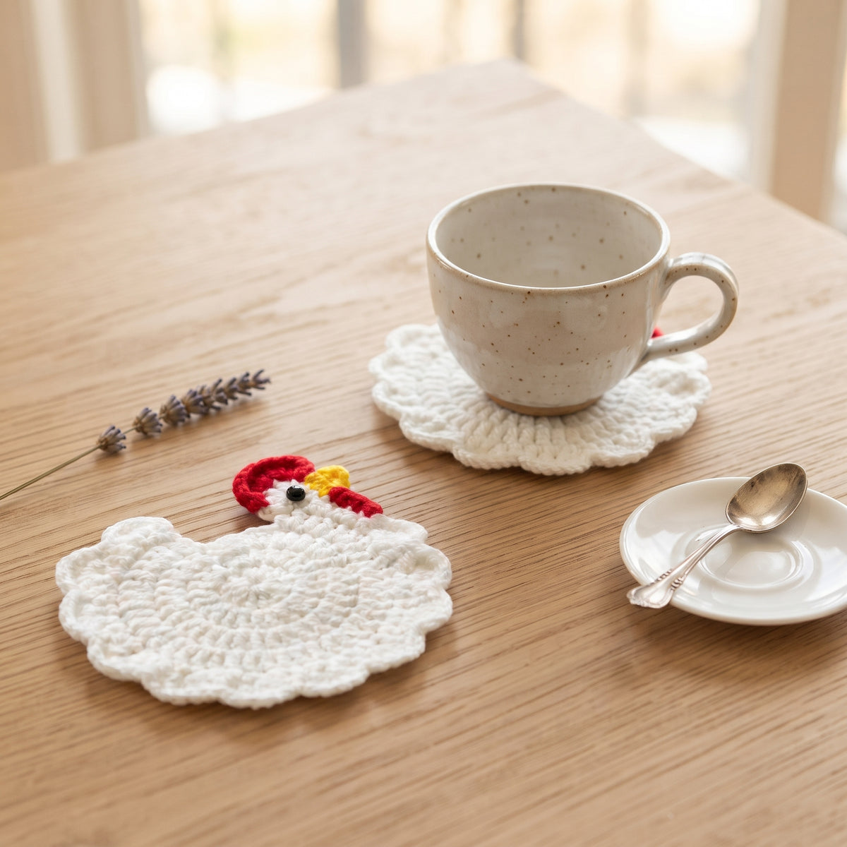 Artisan Knitted White Rooster Coaster – Perfect for Farmhouse Kitchen Decor